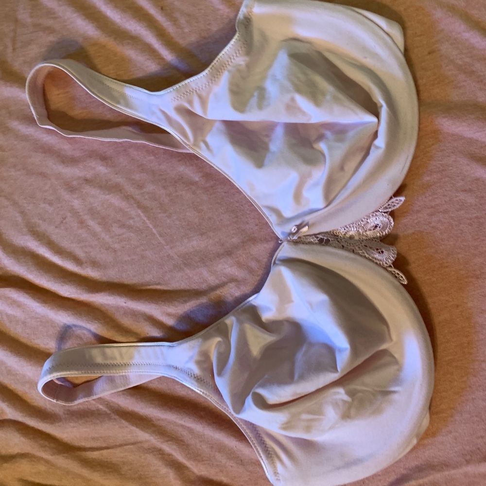 Comfortable Modern Movement bra